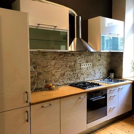 ורשה Wilcza 54 Prywatne Mieszkanie Z Balkonem W Centrum 400M Od Dworca Centralnego Samodzielne Zameldowanie! Self Check-In System! מראה חיצוני תמונה
